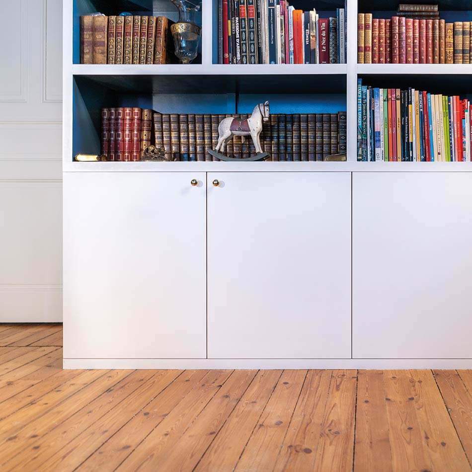 Bibliothèque sur mesure — détail du projet 4